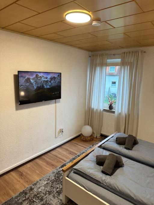 Gemuetliche Wohnung Naehe Alsfeld - Parkplatz Buitenkant foto